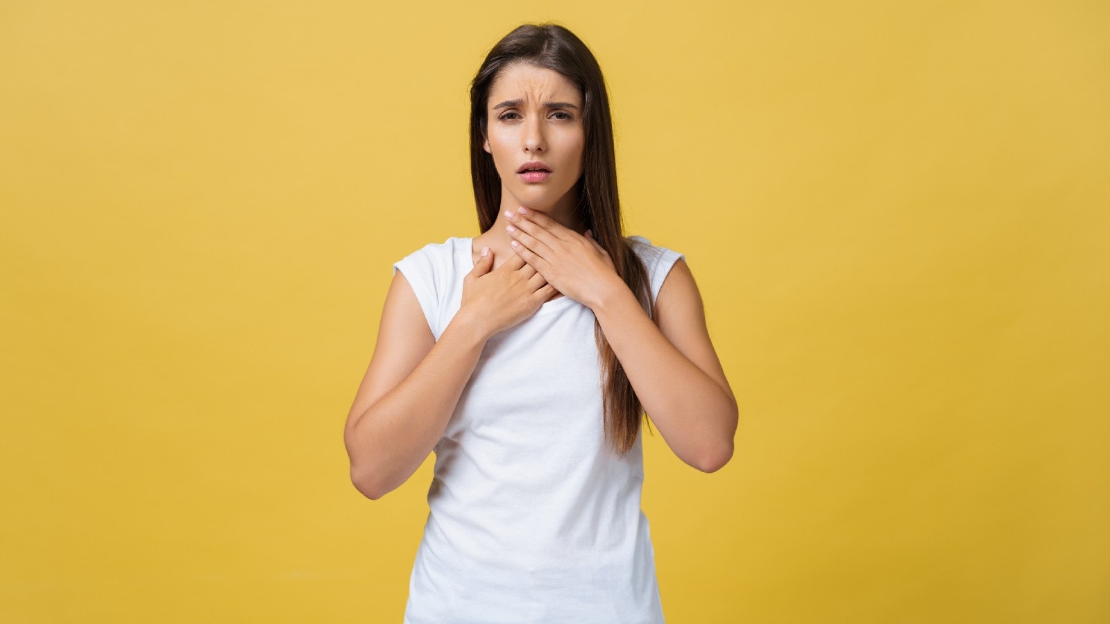 Monsoon woes: Home remedies for sore throat during rainy season